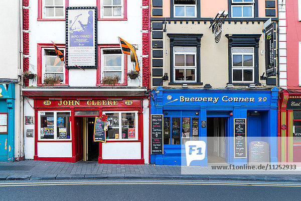 Colorful building fronts of traditional beer pubs in Kilkenny  County Kilkenny  Leinster  Republic of Ireland  Europe