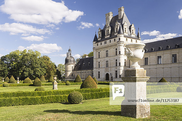 Schloss Valencay  aus dem Jahr 1540  Loiretal  Indre  Frankreich  Europa
