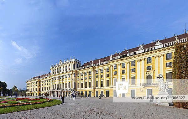 Schloss  Schönbrunn