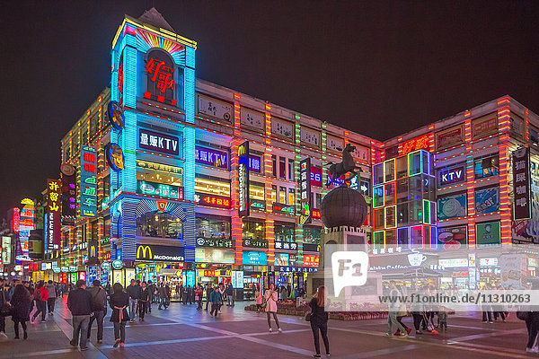 China  Provinz Guangdong  Guangzhou City  Xiaujiulu Shopping Street