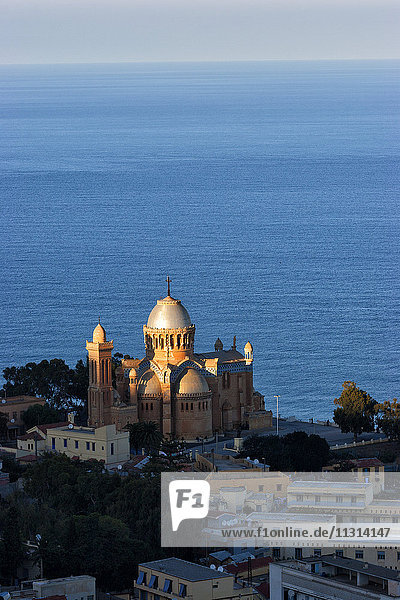 Algerien  Algier  Blick auf Notre Dame d'Afrique