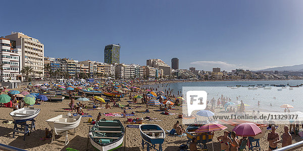 Strand in der Stadt Las Palmas auf Gran Canaria  Kanarische Inseln