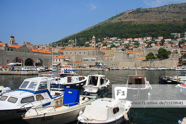 Hafen und Altstadt von Dubrovnik