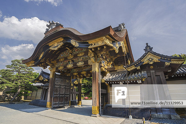 Kara-Mon Gate at Nijo Castle  Kyoto