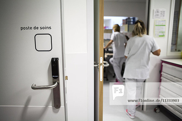 Reportage aus der pädiatrischen Notaufnahme eines Krankenhauses in Haute-Savoie  Frankreich.
