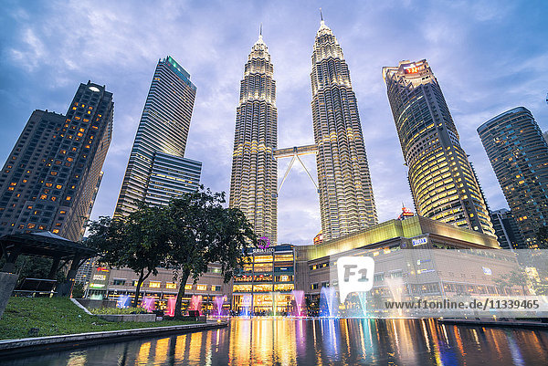 Petronas Twin Towers light display at night  Kuala Lumpur  Malaysia  Southeast Asia  Asia