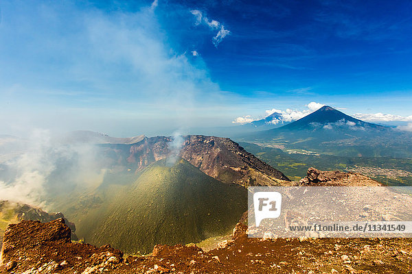 Besteigung des Gipfels des Vulkans Pacaya in Guatemala-Stadt  Guatemala  Mittelamerika