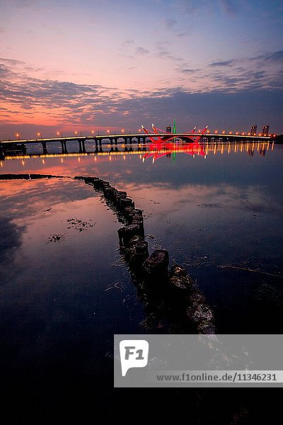 Jiangsu province Wuxi Lake Bridge China