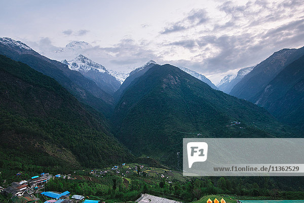 Chomrong Village Area  ABC-Trek (Trek zum Annapurna-Basislager)  Nepal