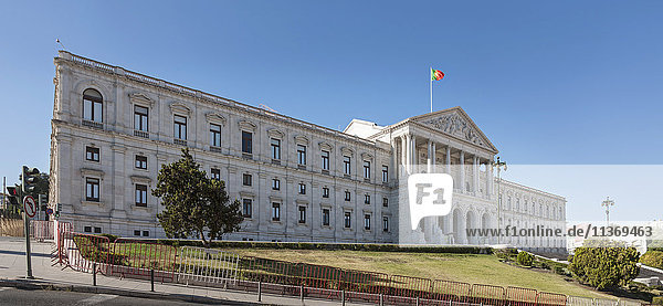 Fassade des Parlamentsgebäudes  Lissabon  Portugal