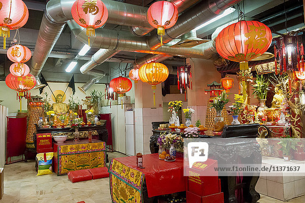 France. Paris 13th district. Parisian Chinatown. Buddhist temple of the Association of the Residents in France of Indo-Chinese origin. Rue du Disque. Olympiades district
