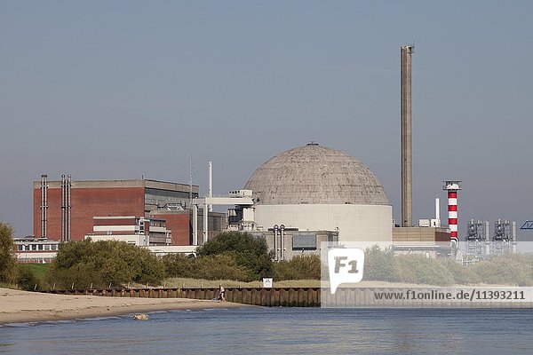 Atomkraftwerk  Kernkraftwerk Stade  KKS  Elbe  Niedersachsen  Deutschland  Europa