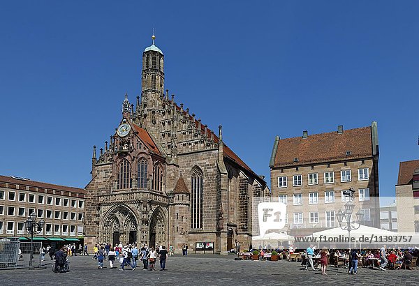Frauenkirche  Hauptmarkt  Sebald historisches Zentrum  Nürnberg  Mittelfranken  Franken  Bayern  Deutschland  Europa