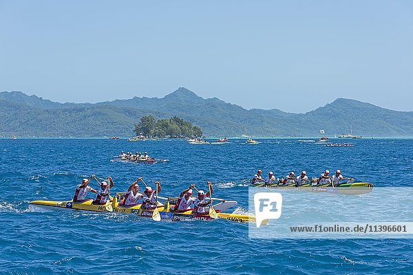 Hawaiki Nui Va'a  Weltmeisterschaft Kanu-Rennen 2016  mit Raiatea  Gesellschaftsinseln  Südpazifik  Französisch-Polynesien  Ozeanien