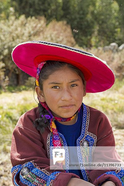 Einheimisches Mädchen  Queromarca  Cusco  Peru  Südamerika