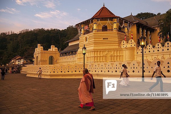 Temple of the Sacred Tooth Relic  evening light Kandy  Central Province  Sri Lanka  Asia