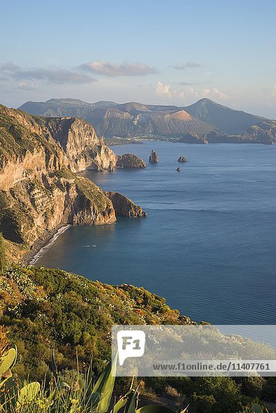 Blick vom Belvedere Quattrocchi  Lipari  Äolische Inseln  Italien  Europa