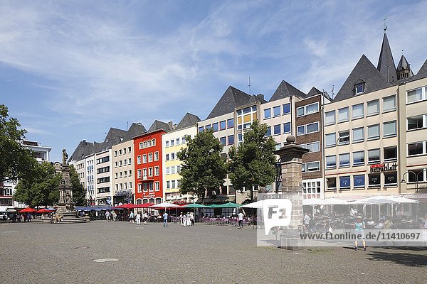 Giebelhäuser  Alter Markt  historisches Zentrum  Köln  Nordrhein-Westfalen  Deutschland  Europa