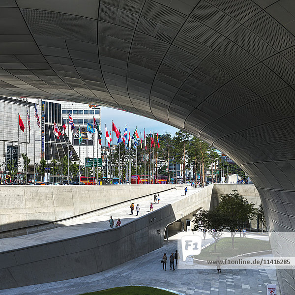 'Dongdaemun Design Plaza; Seoul  South Korea'