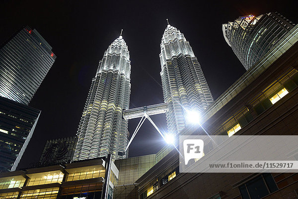 South-East Asia  Malaysia  Kuala Lumpur  Petronas towers