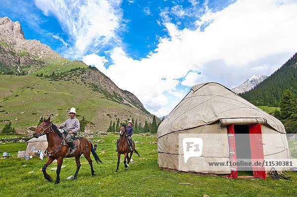 Kyrgyzstan  Issyk Kul Province (Ysyk-Kol)  Juuku valley  the horse is essential to nomadic life
