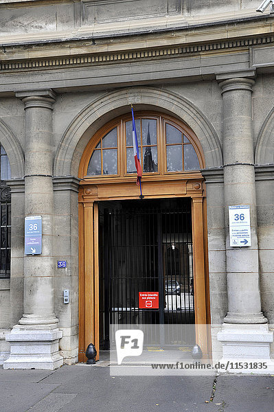France  Paris  Ile de la Cite  entrance of famous 36 Quai des Orfevres  judicial Police Headquarters of Prefecture of Paris Police  adjacent to the Courthouse