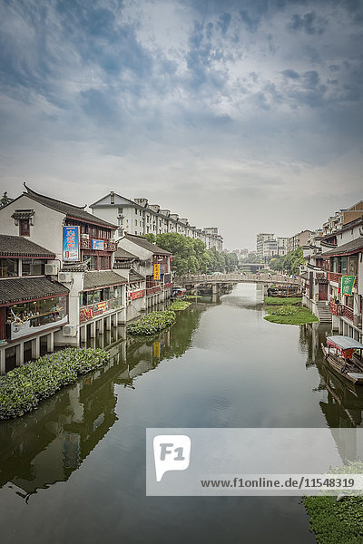 China  Shanghai  Kanal in Qibao Altstadt
