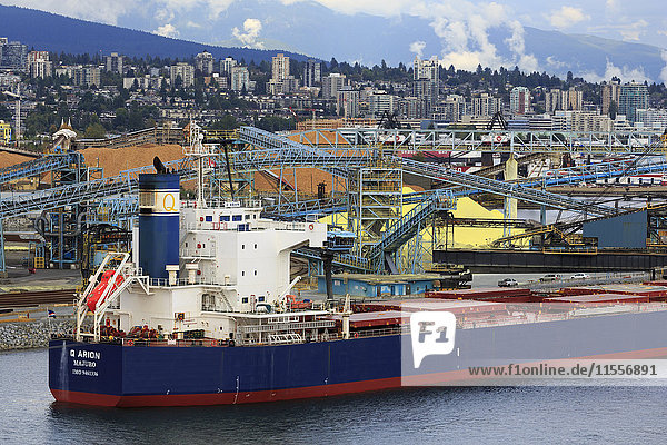 Commercial docks in North Vancouver  British Columbia  Canada  North America