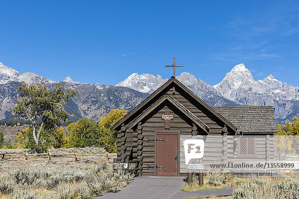 USA  Wyoming  Rocky Mountains  Grand Teton National Park  Cathedral Group und Kapelle der Verklärung Episcopal