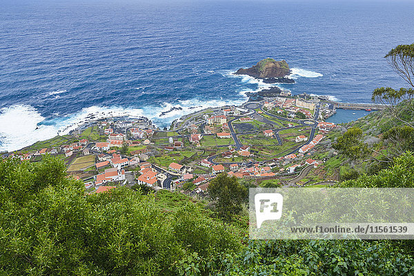 Portugal  Madeira  Blick auf Porto Moniz an der Nordküste