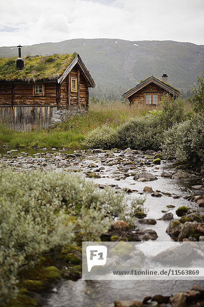 Norwegen  Jotunheimen  Utladalen  Alte Holzhäuser