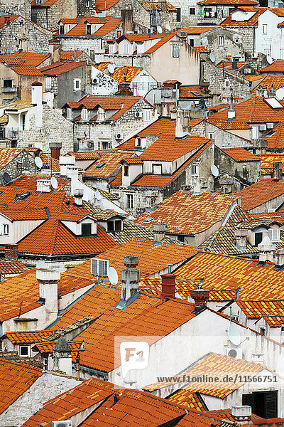 Blick auf Dächer; Dubrovnik  Kroatien'.