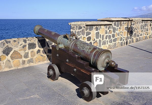 Kanone  Bateria de Santa Barbara  Puerto de la Cruz  Teneriffa  Kanarische Inseln  Spanien  Europa