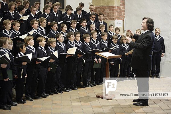 Boys Choir in Thomas Church under the direction of Thomas Cantor Professor Georg Christoph Biller Leipzig Germany Europe