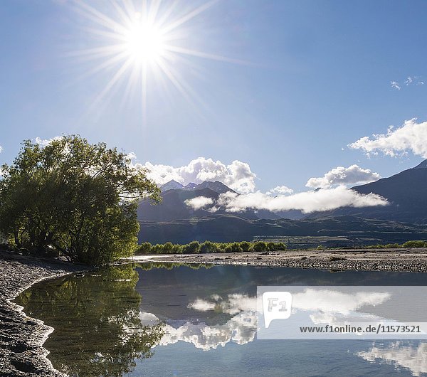 Lake Wakatipu Kinloch Glenorchy bei Queenstown Südliche Alpen Otago Südinsel Neuseeland Ozeanien