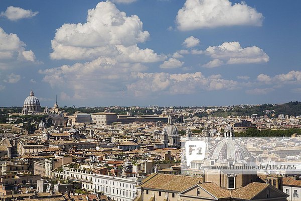 Skyline with church domes  left St. Peter's Basilica  Rome  Italy  Europe