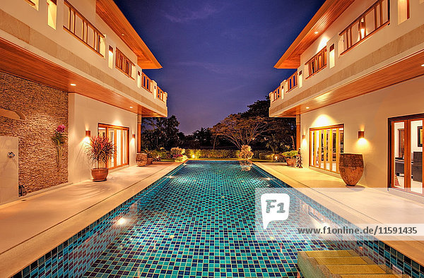 Villa mit Pool auf einem Golfplatz in Hua Hin  Thailand
