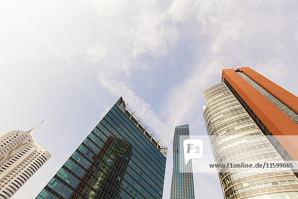 Österreich  Wien  Donau City  DC Tower 1 und weitere Wolkenkratzer