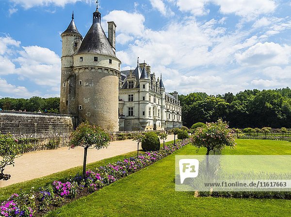 Castle Chenonceau on the Cher  the Château de Chenonceau  Department Chenonceaux  Indre-et-Loire  Center Region  France  Europe