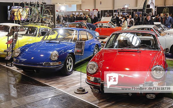 Porsche  Oldtimer  Ausstellung Techno Classica Essen  Essen  Nordrhein-Westfalen  Deutschland  Europa