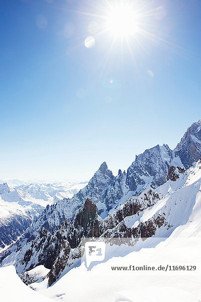 Schneebedeckte Berge  Helbronner  Chamonix  Italien