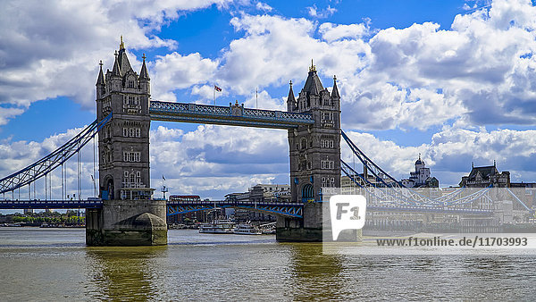 UK  England  London  view to Tower Bridge and Thames River