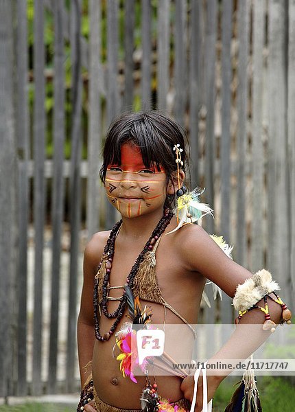 Girl from the tribe of Pataxó Indians  Porto Seguro  Bahia  Brazil  South America