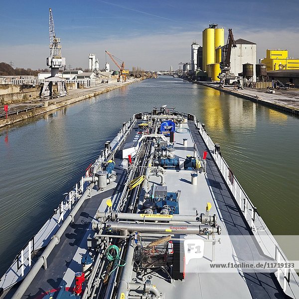 Cargo ship on the Datteln-Hamm Canal in city port  Hamm  Ruhr district  North Rhine-Westphalia  Germany  Europe