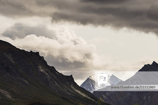 Gipfel der Brooks Range  Gates Of The Arctic National Park  Nordwest-Alaska; Alaska  Vereinigte Staaten von Amerika'.
