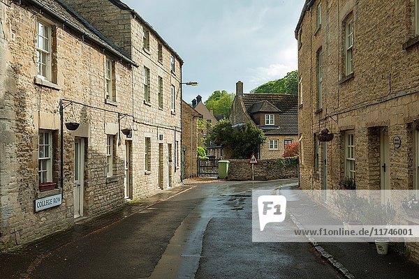 Traditional houses in Northleach  a small town in the Cotswolds  Gloucestershire  England.