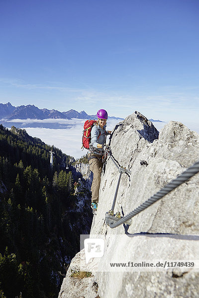 Bergsteigen für Frauen  Tegelberg  Füssen  Allgäu  Deutschland