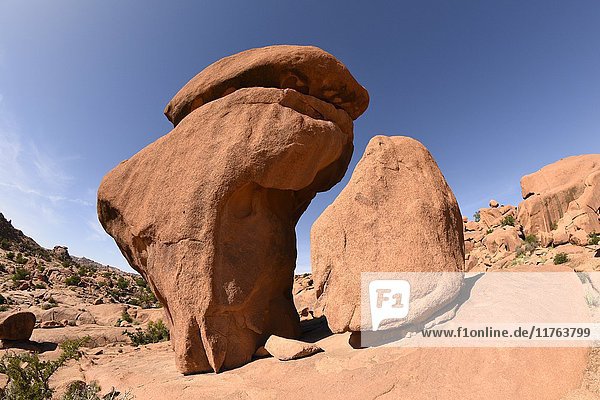 Steinformation um das Dorf Tafraoute  Marokko  Nordafrika  Afrika