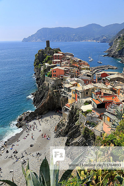 Vernazza  Italian Riviera  Cinque Terre  UNESCO World Heritage Site  Liguria  Italy  Europe