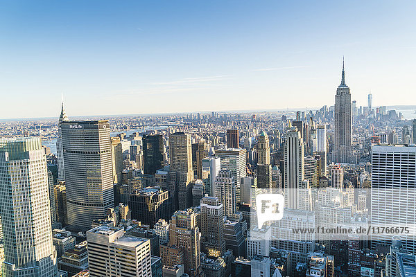 Manhattan skyline and Empire State Building  New York City  United States of America  North America